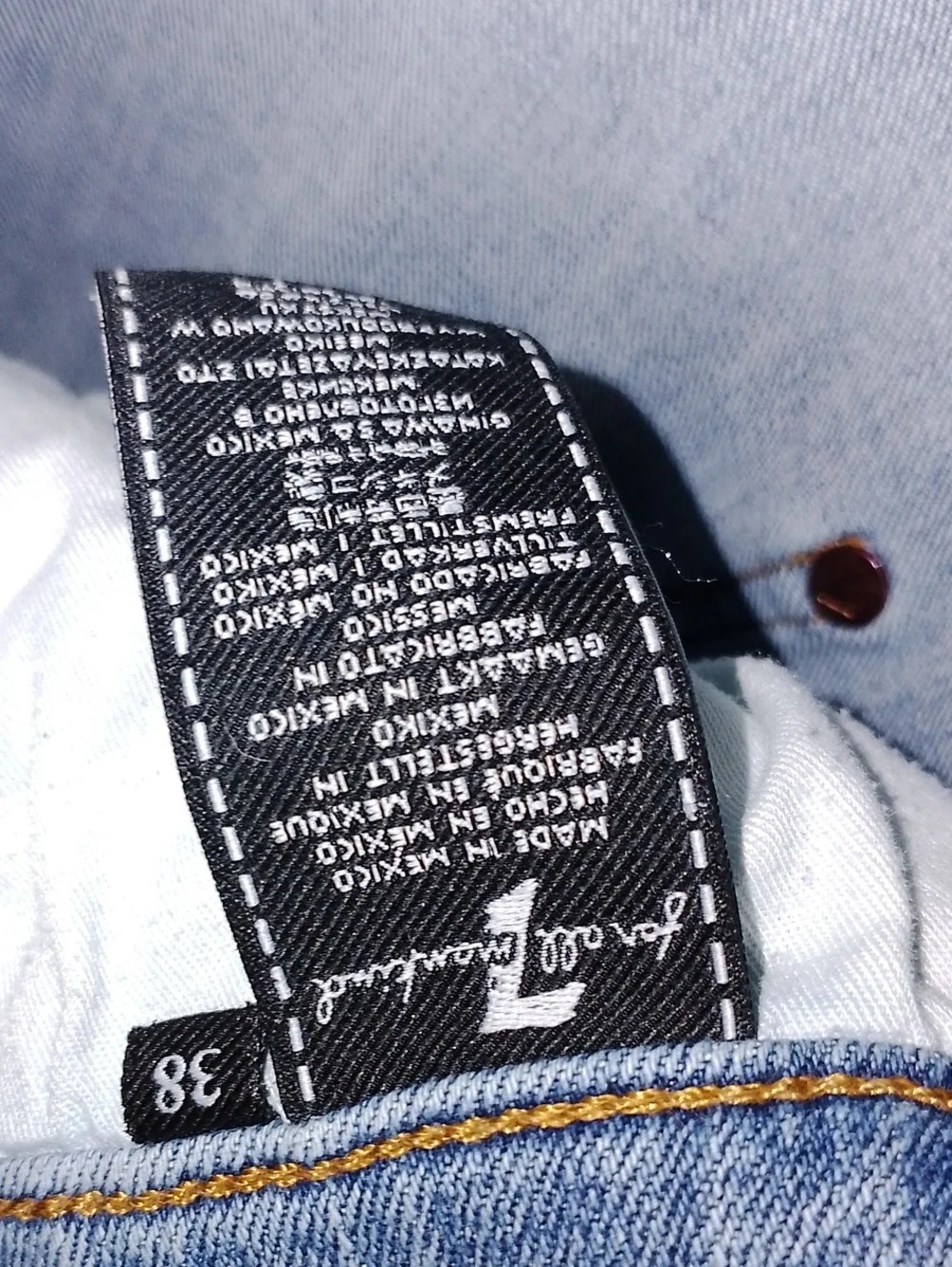 The Straight Light Wash 7 For All Mankind Jeans 38X32